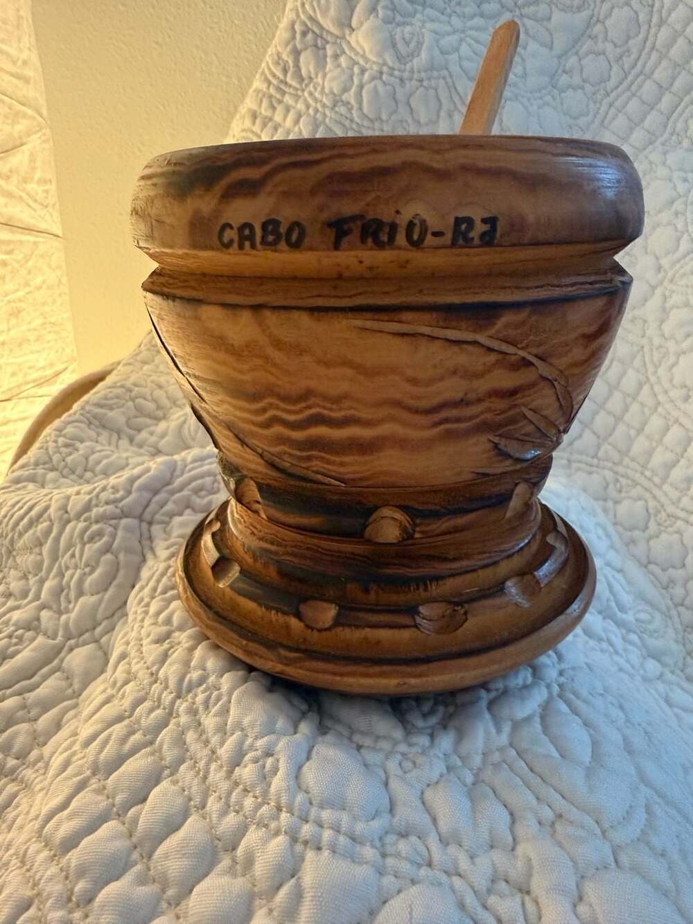 Handmade Carved Wood Pedestal Bowl Cabo Frio-RJ with Ladle - Picture 5 of 6